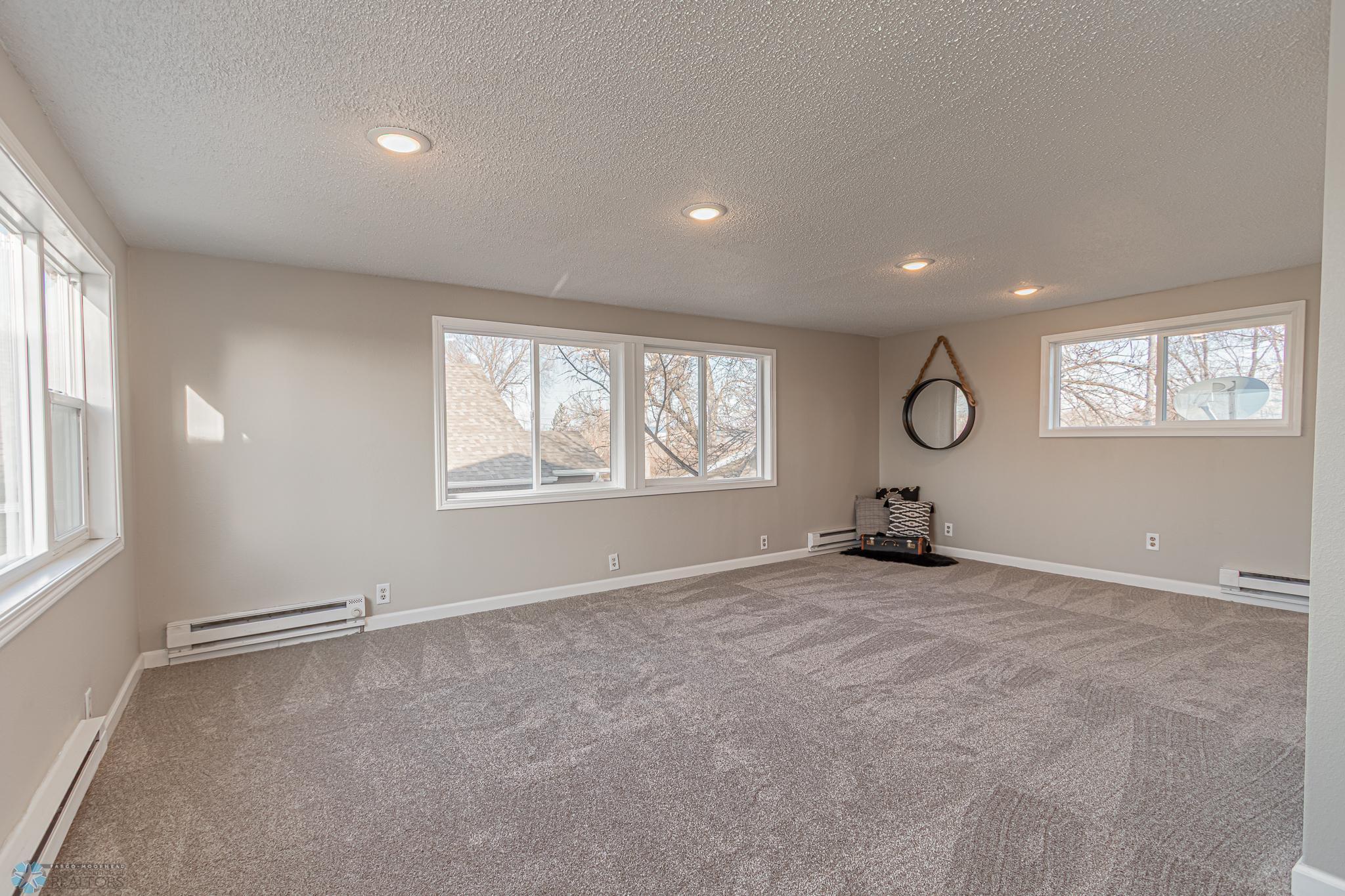 3105 7th ave N, Fargo, ND-16.jpg
