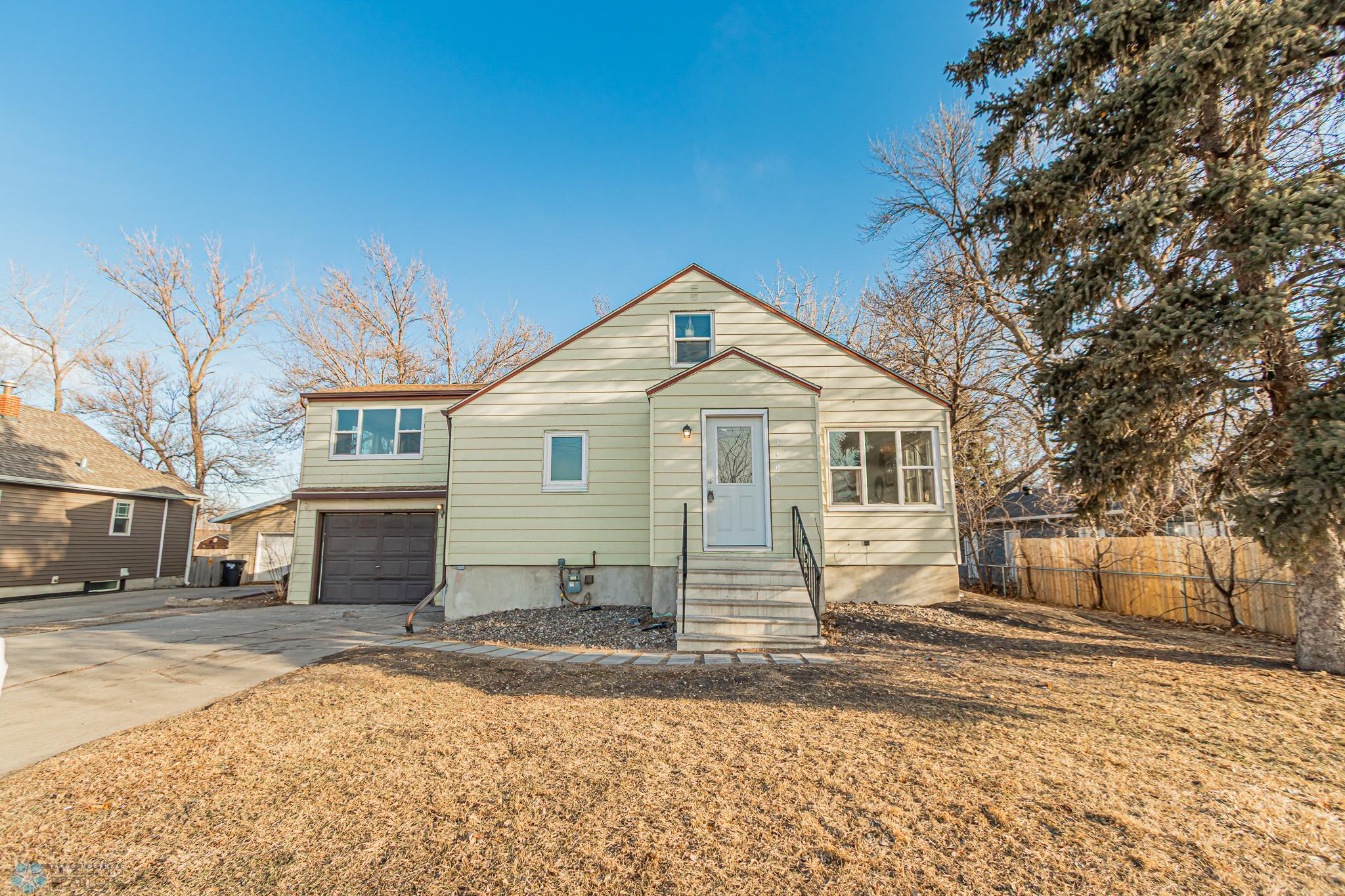 3105 7th ave N, Fargo, ND-32.jpg