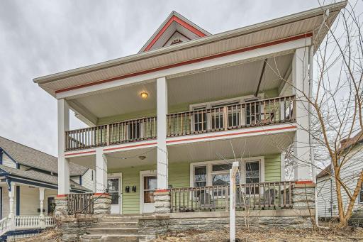 757 Laurel Ave - Web Quality - 001 - 01 Exterior Front.jpg
