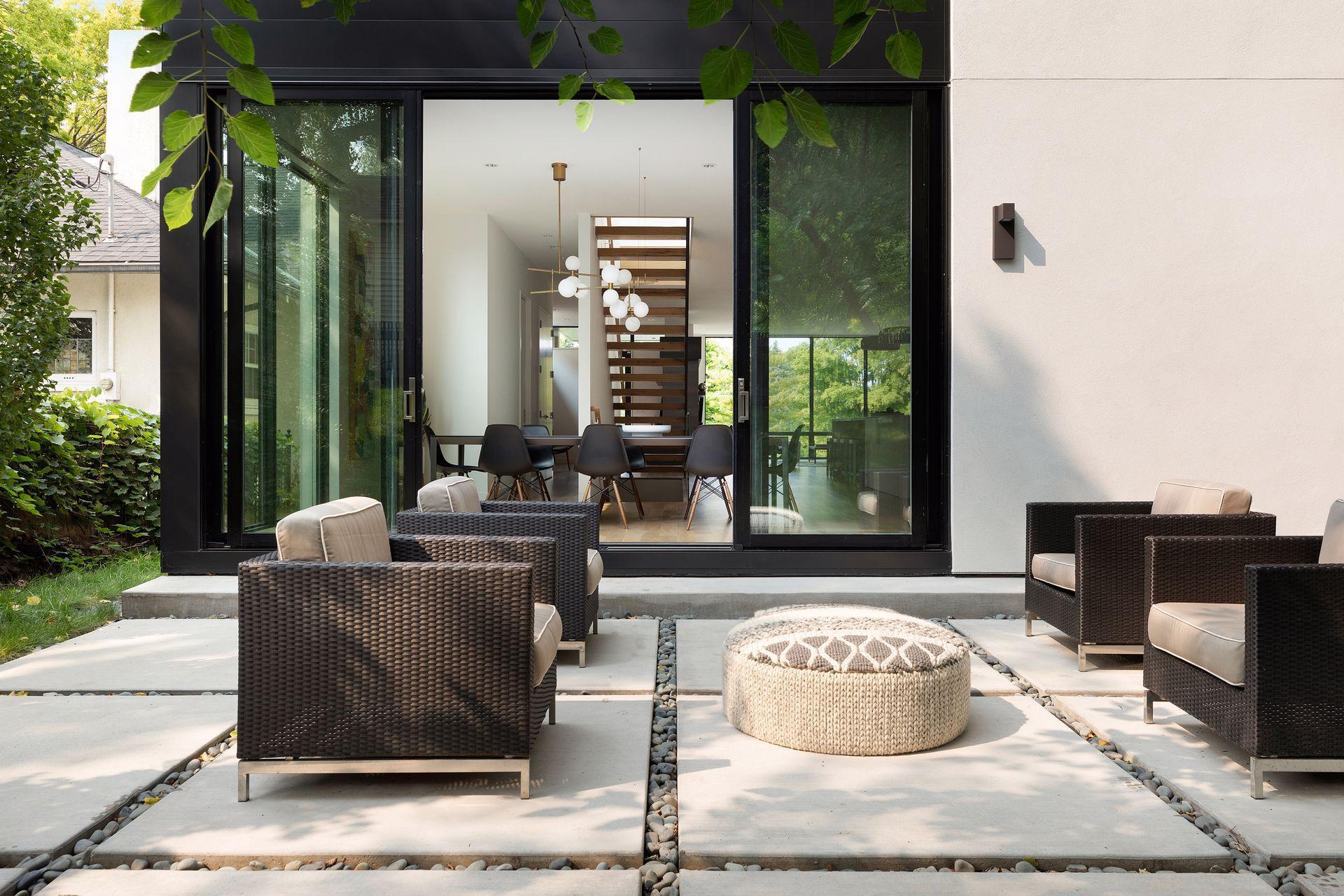 Entertain with ease, indoors and out.