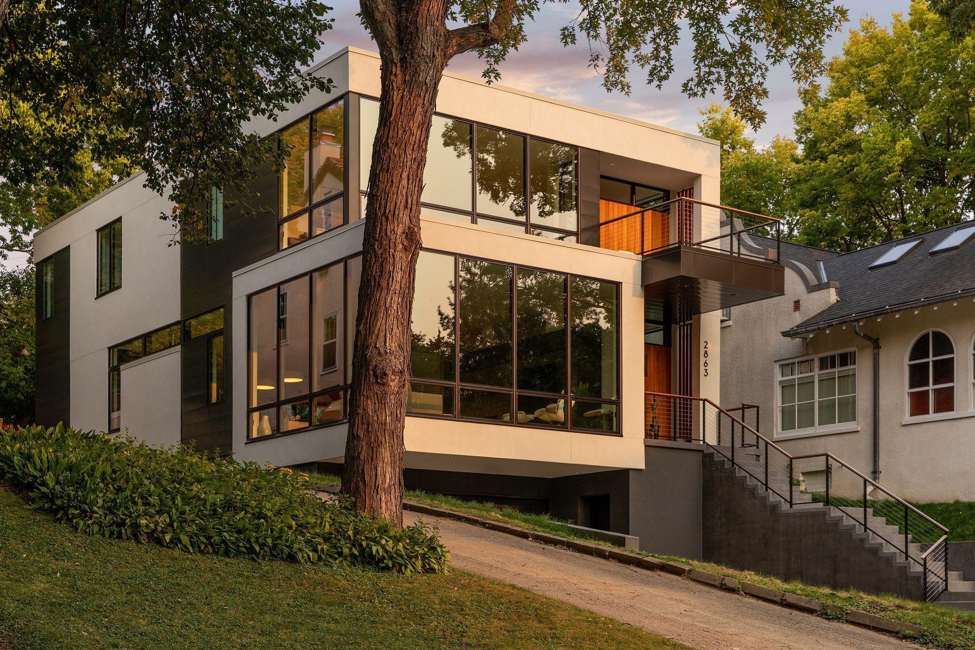 Modern finishes. Classic neighborhood.