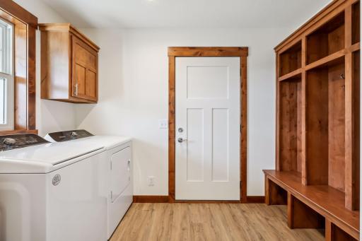 Photos are of a previously completed home with similar design and features. Actual selections, finishes, and materials may vary based on buyer choices and availability.