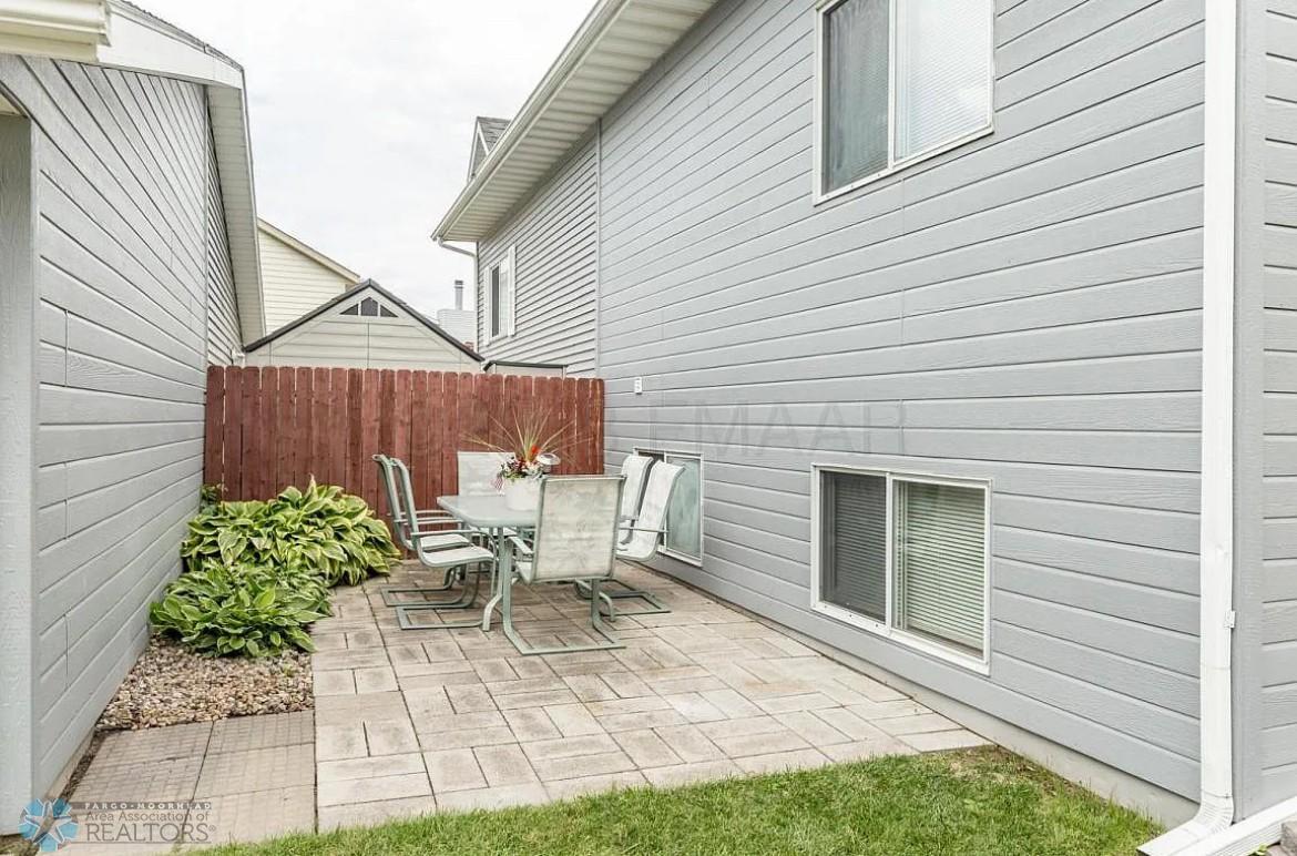 Front patio - summer photo