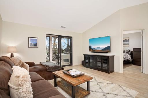 7200 Cahill Road, 304, Edina, MN 55439