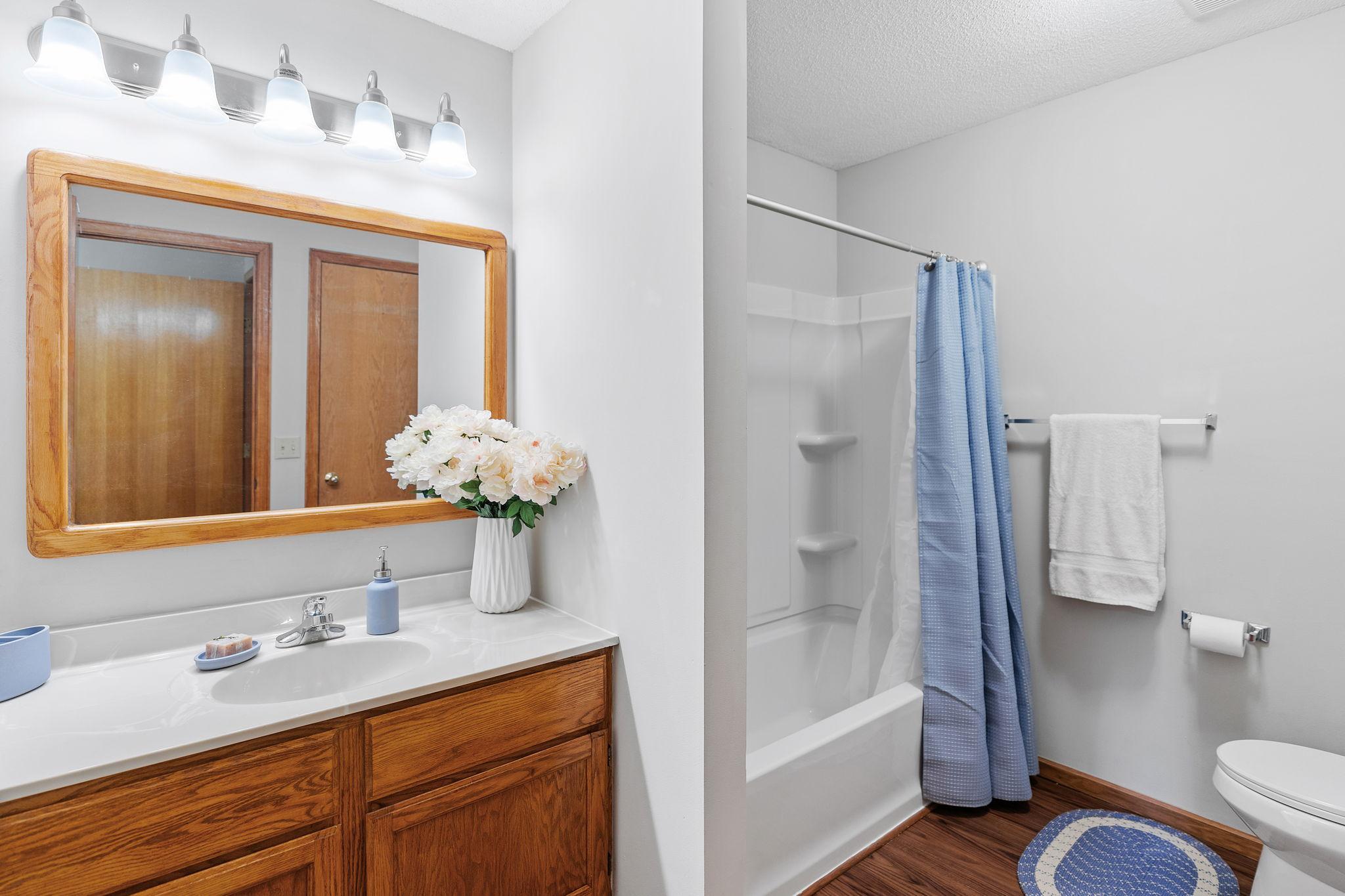 Ensuite bathroom.