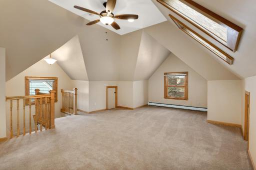 974 Osceola Avenue, Saint Paul, MN 55105