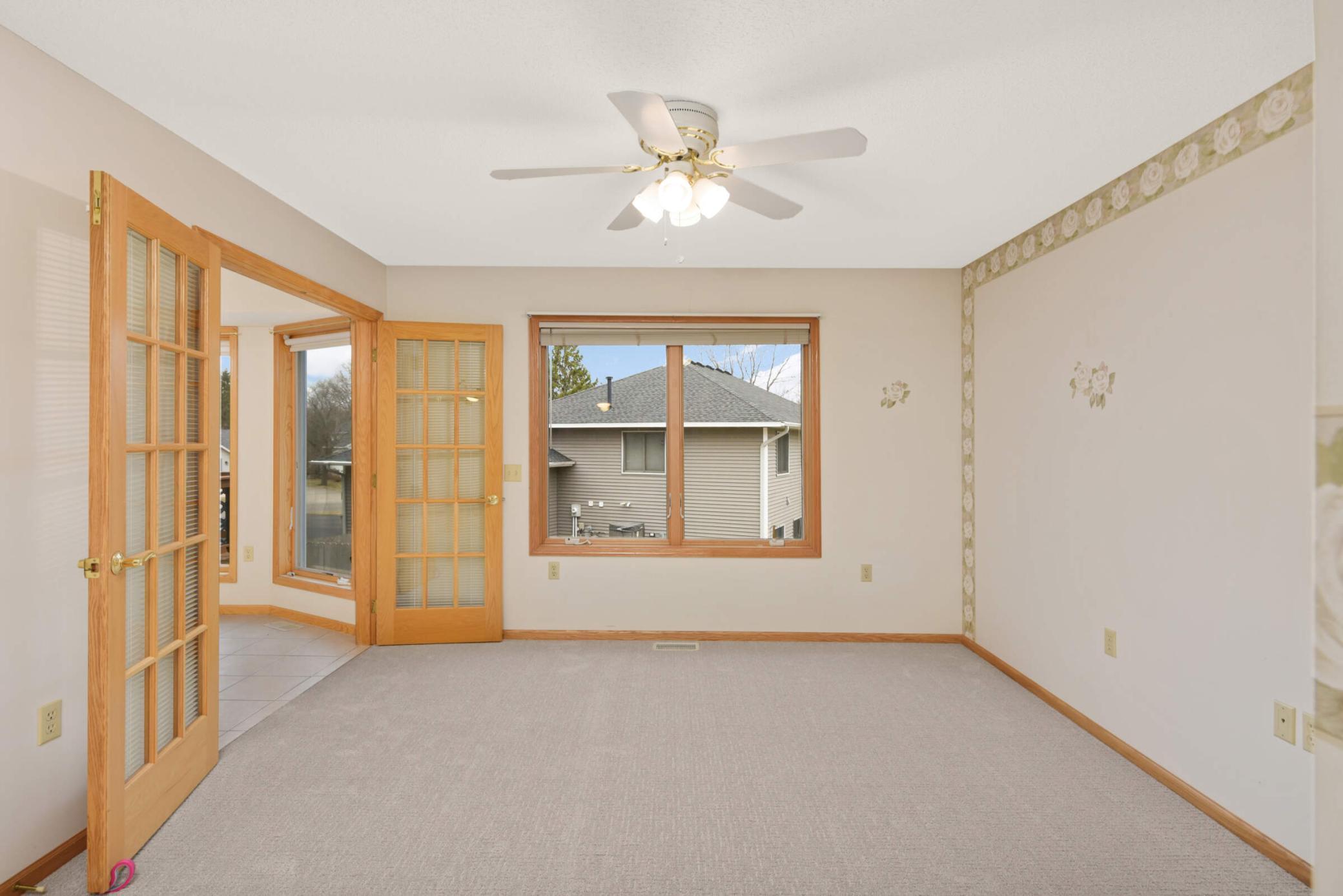 Large Primary Bedroom Main Level
