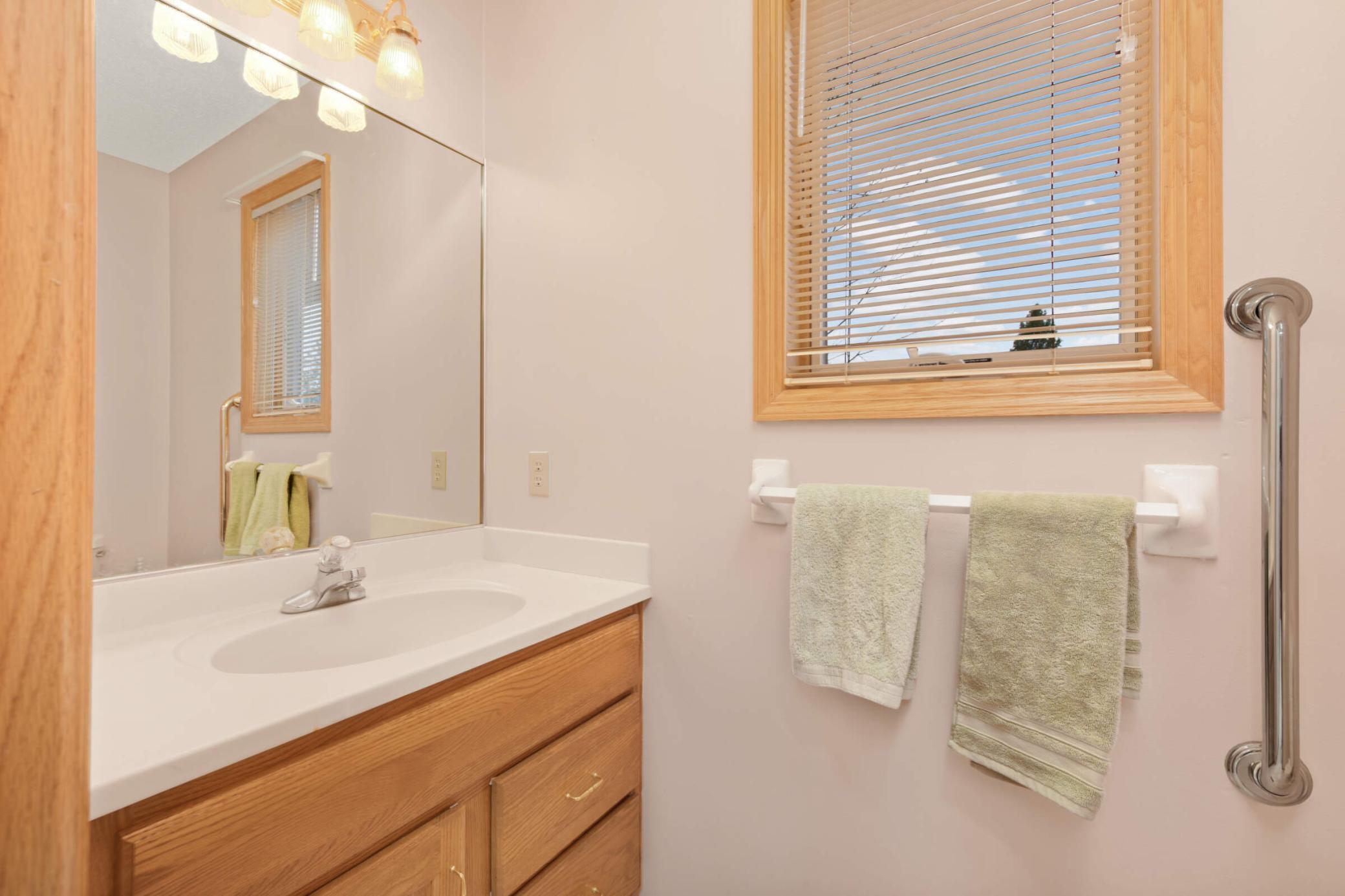 1st Floor 1/2 Bath