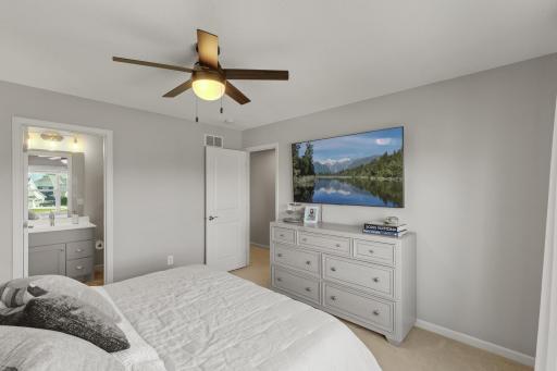 9195 Eagle Ridge Road, Chanhassen, MN 55317