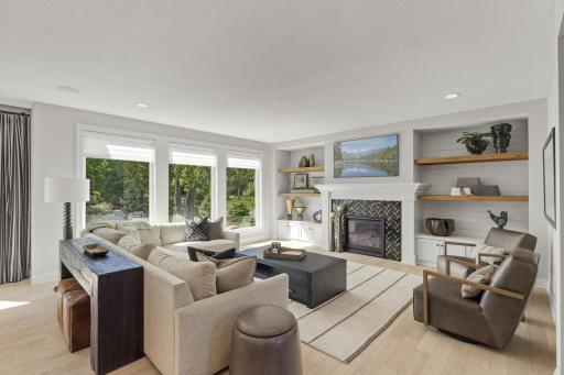 9195 Eagle Ridge Road, Chanhassen, MN 55317
