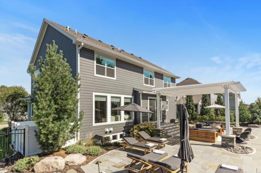 9195 Eagle Ridge Road, Chanhassen, MN 55317
