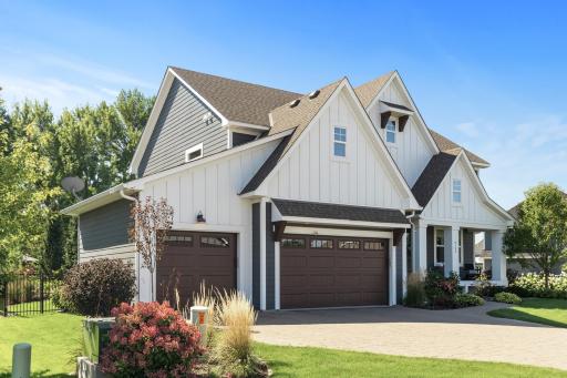 9195 Eagle Ridge Road, Chanhassen, MN 55317
