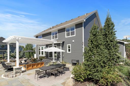 9195 Eagle Ridge Road, Chanhassen, MN 55317