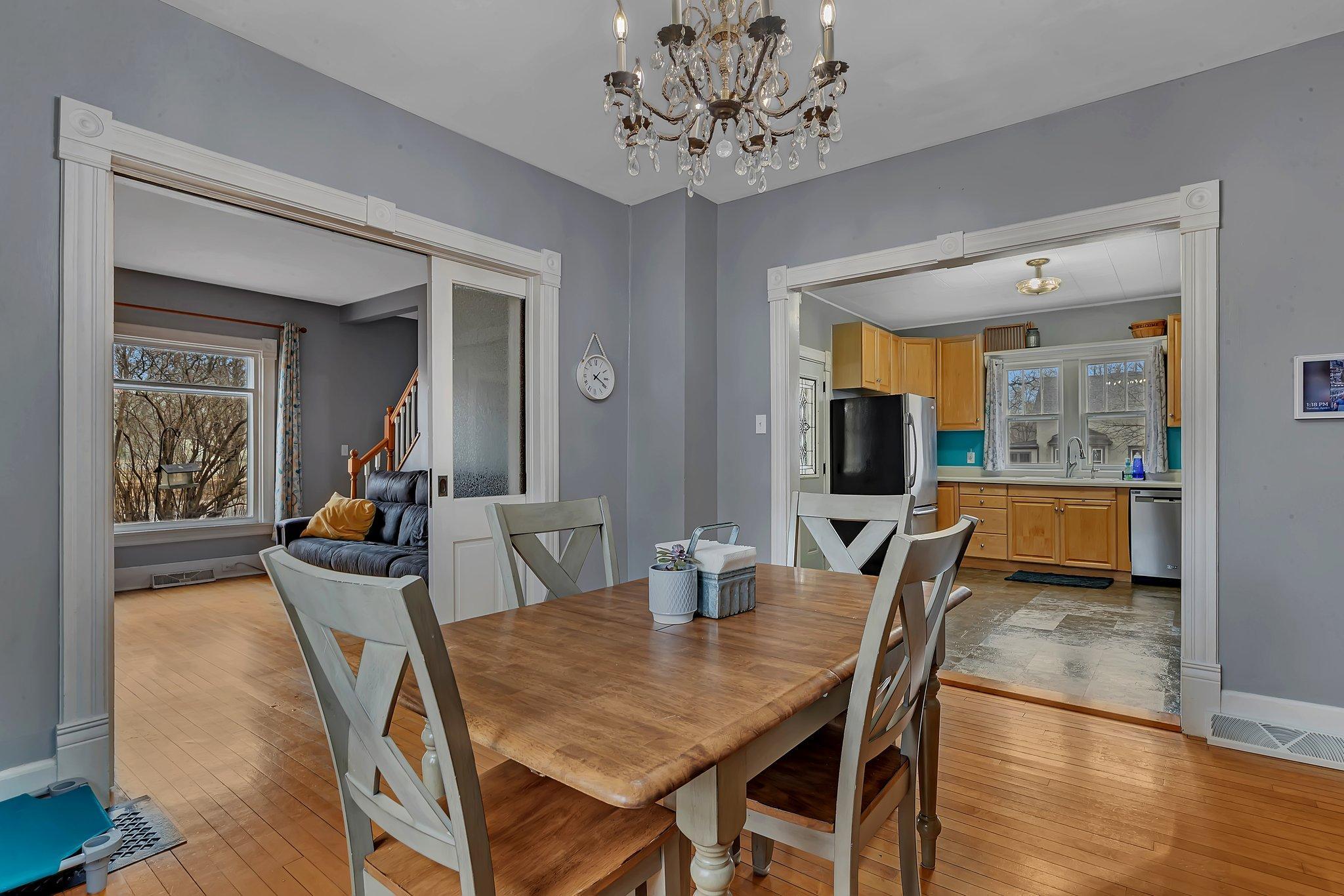 Formal Dining