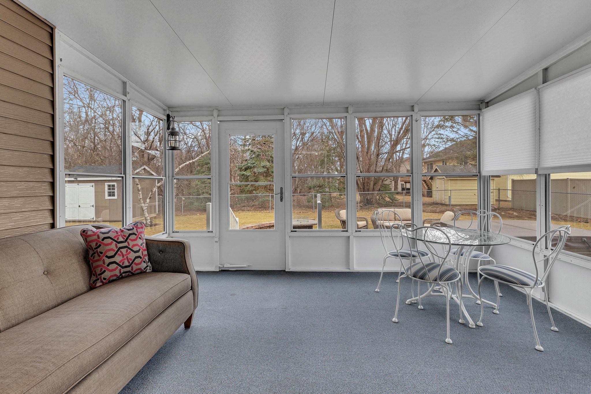 Large 3 Season Porch-Perfect for Minnesota Seasonal Weather