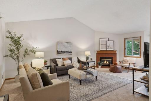 2565 Heritage Drive, 111, Mendota Heights, MN 55120