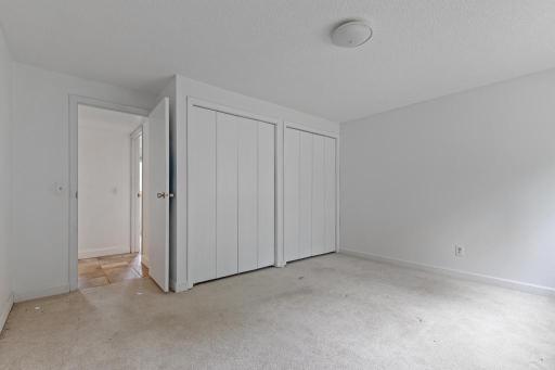 2711 Lochland Hills Drive, Marshall, MN 56258