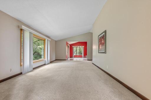 2711 Lochland Hills Drive, Marshall, MN 56258
