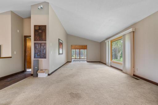 2711 Lochland Hills Drive, Marshall, MN 56258