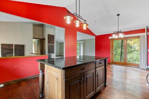 2711 Lochland Hills Drive, Marshall, MN 56258