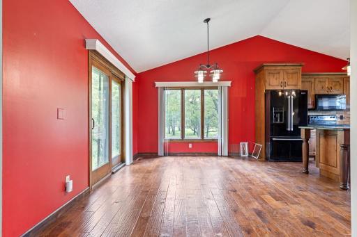 2711 Lochland Hills Drive, Marshall, MN 56258