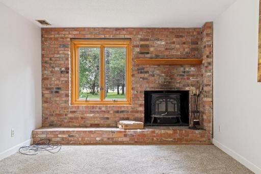 2711 Lochland Hills Drive, Marshall, MN 56258