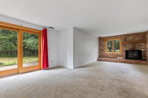 2711 Lochland Hills Drive, Marshall, MN 56258