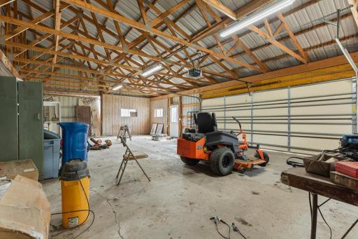 2711 Lochland Hills Drive, Marshall, MN 56258