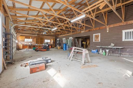 2711 Lochland Hills Drive, Marshall, MN 56258