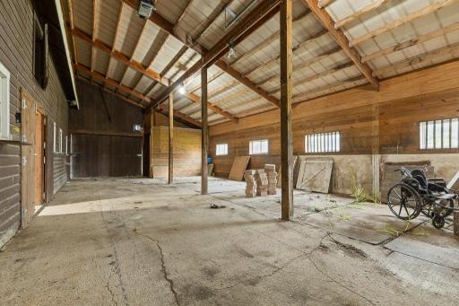2711 Lochland Hills Drive, Marshall, MN 56258