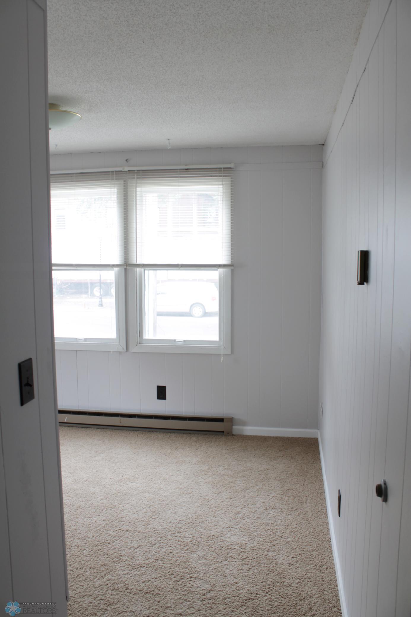 Apt 1 Bedroom 1-2.jpg