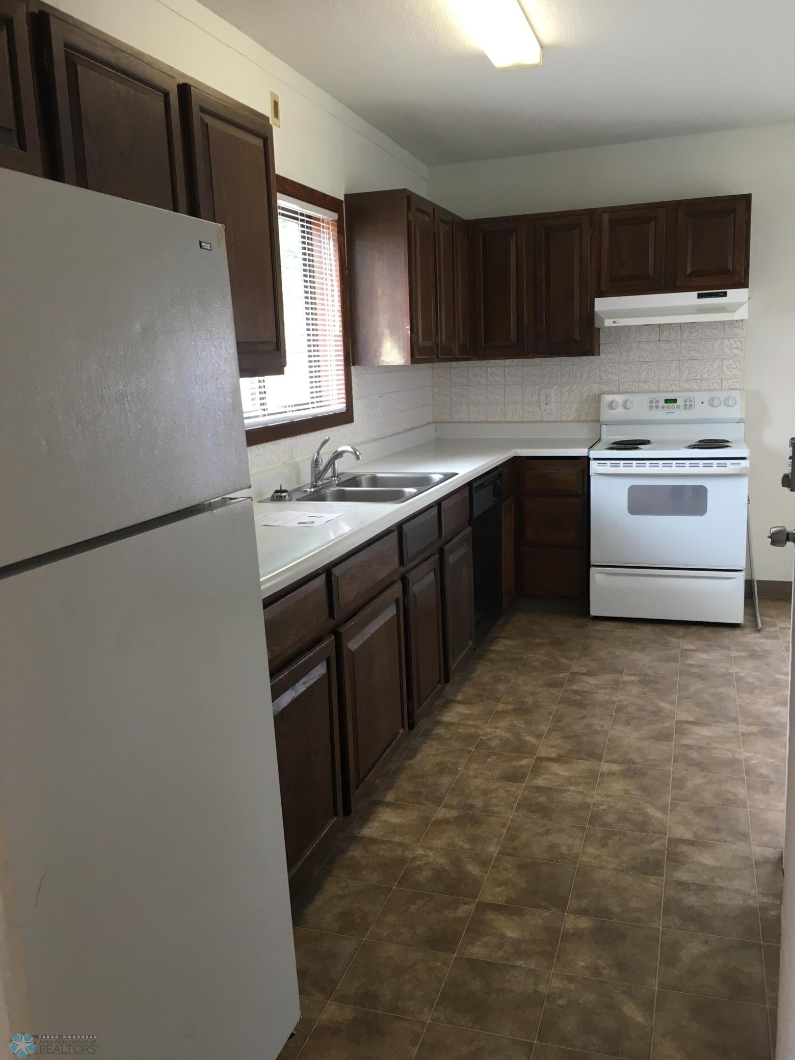 Apt 2 Kitchen 1.JPG