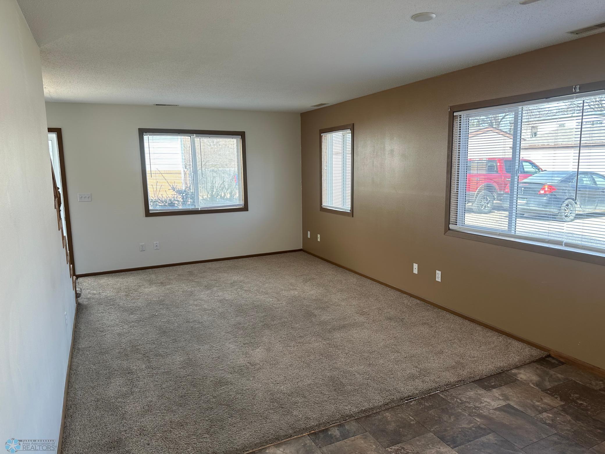 LivingRoom.jpg