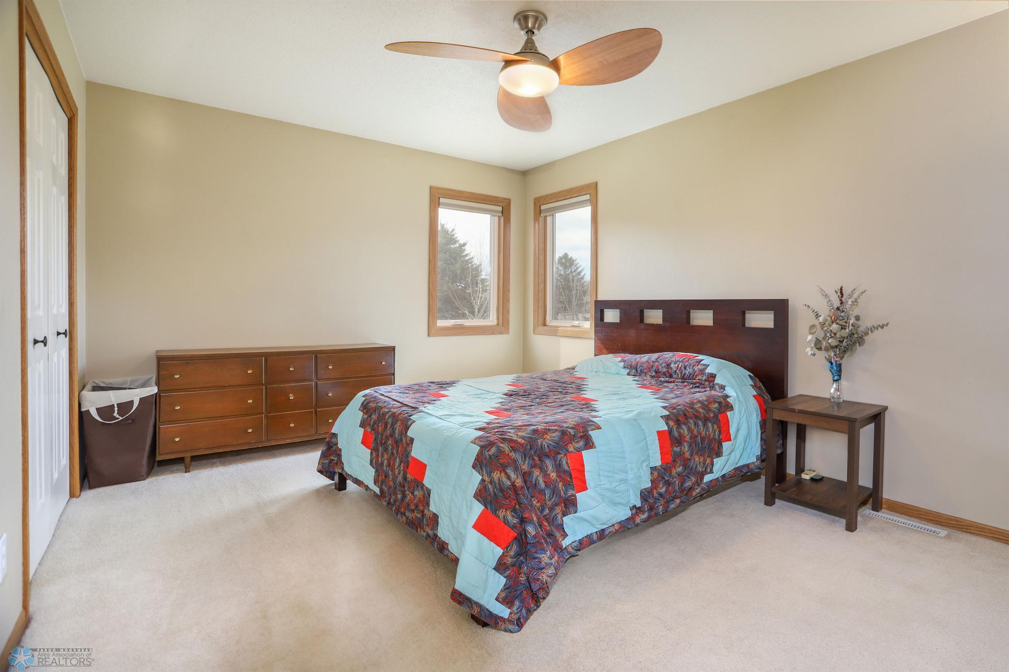 024 master bed 2.jpg