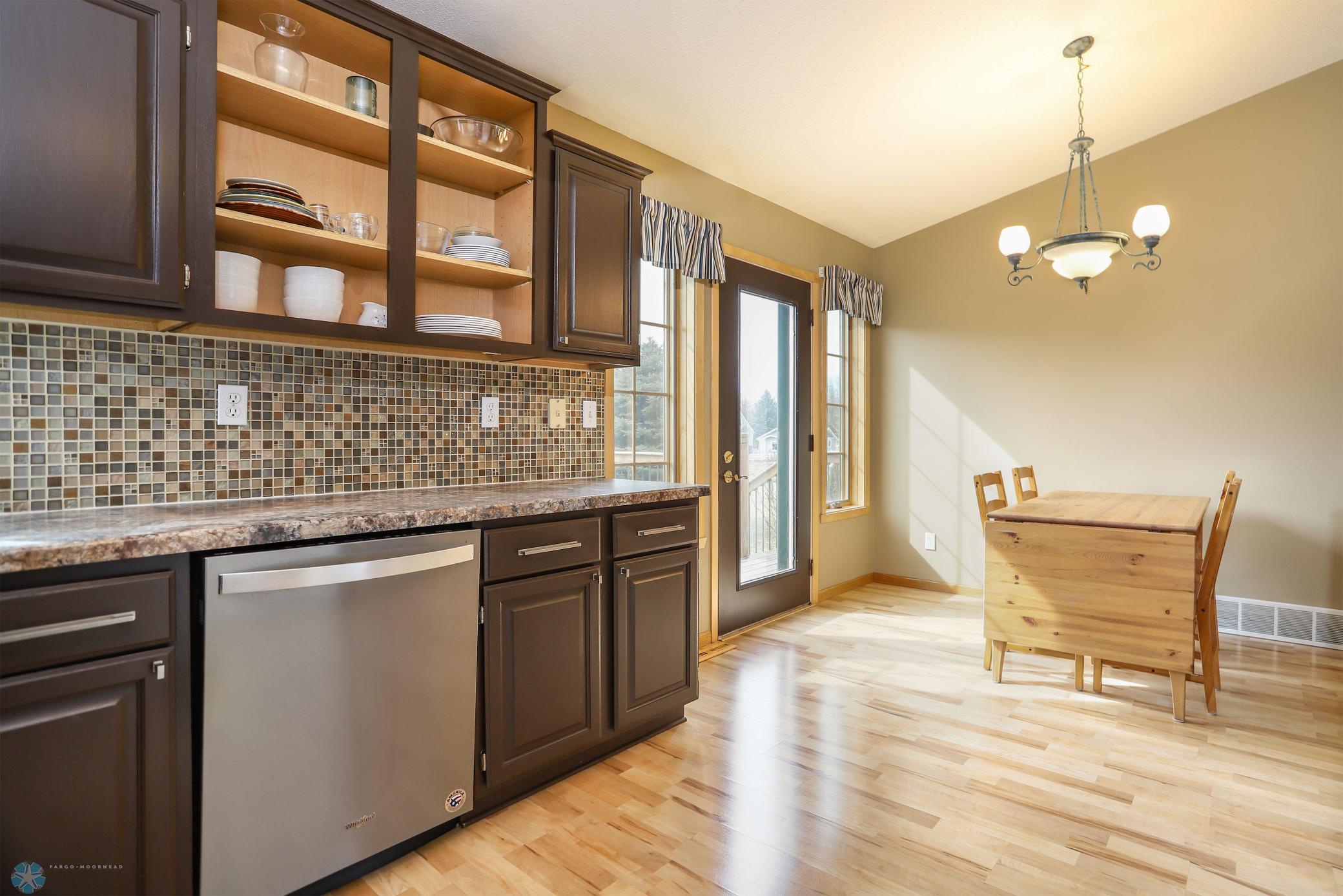 009 Kitchen 2.jpg