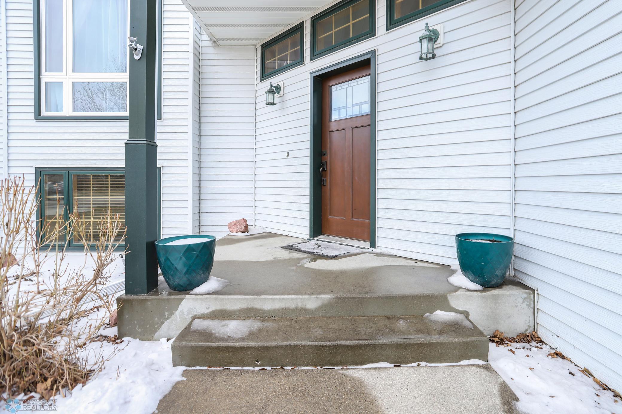 076 front door.jpg