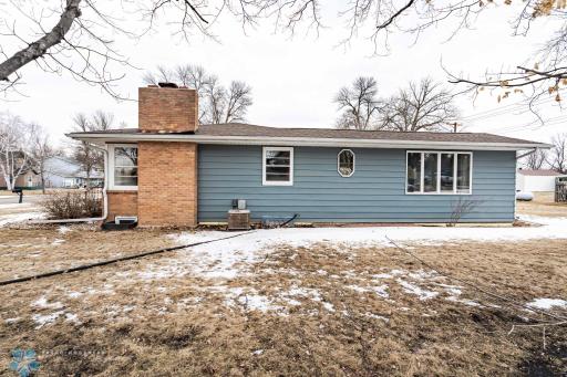 319 6th Avenue SE, Elbow Lake, MN 56531
