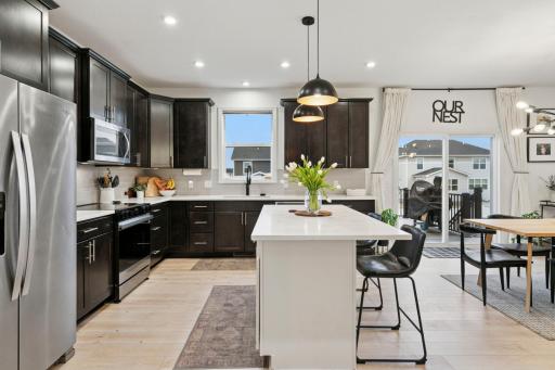 18190 Greyhaven Path, Lakeville, MN 55044