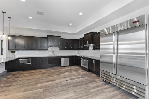 18190 Greyhaven Path, Lakeville, MN 55044