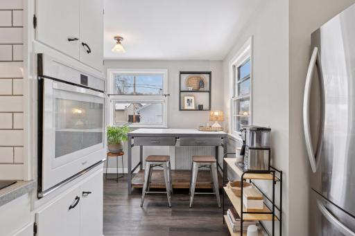 Main level eat in kitchen perfect for hosting