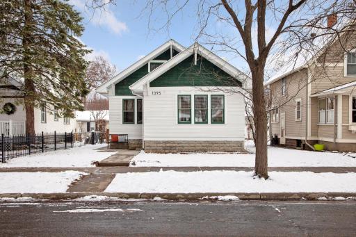 Welcome to this charming 3 bedroom 1 bathroom home in Saint Paul