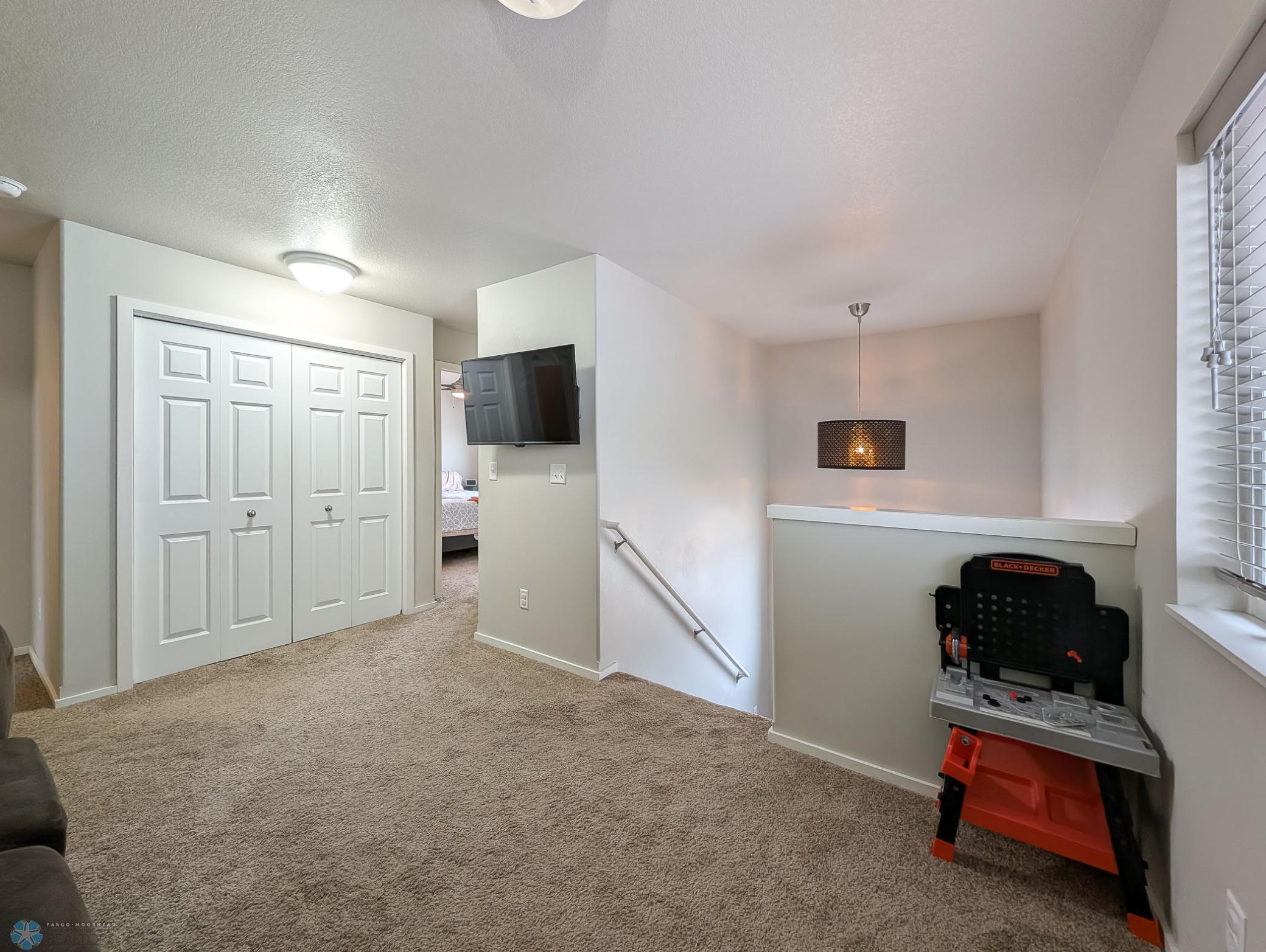 L2P022-203010214.jpg