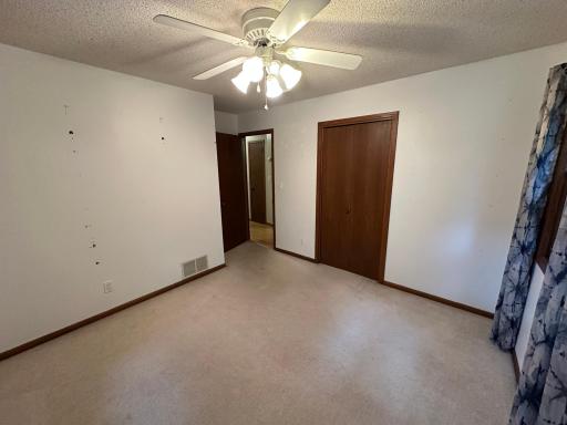 6480 Long Lake Road, Willmar, MN 56201