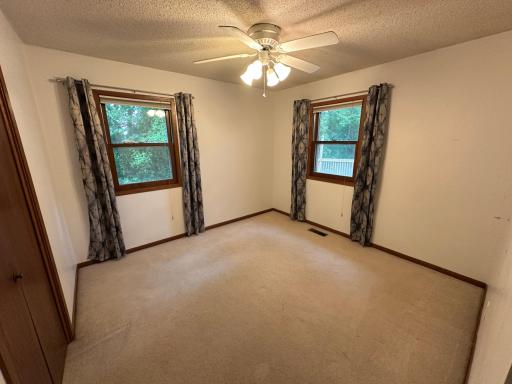 6480 Long Lake Road, Willmar, MN 56201