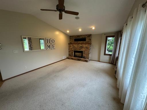 6480 Long Lake Road, Willmar, MN 56201