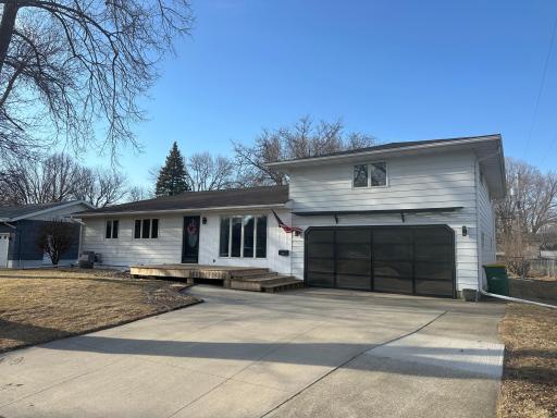 321 Burr Oak Drive, Albert Lea, MN 56007