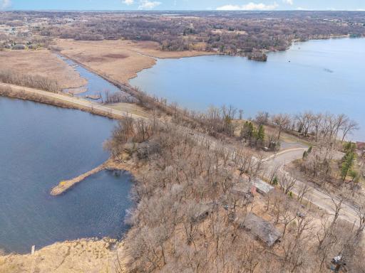 Property view showing how close Kingsley Lake is to the left and orchard Lake above.