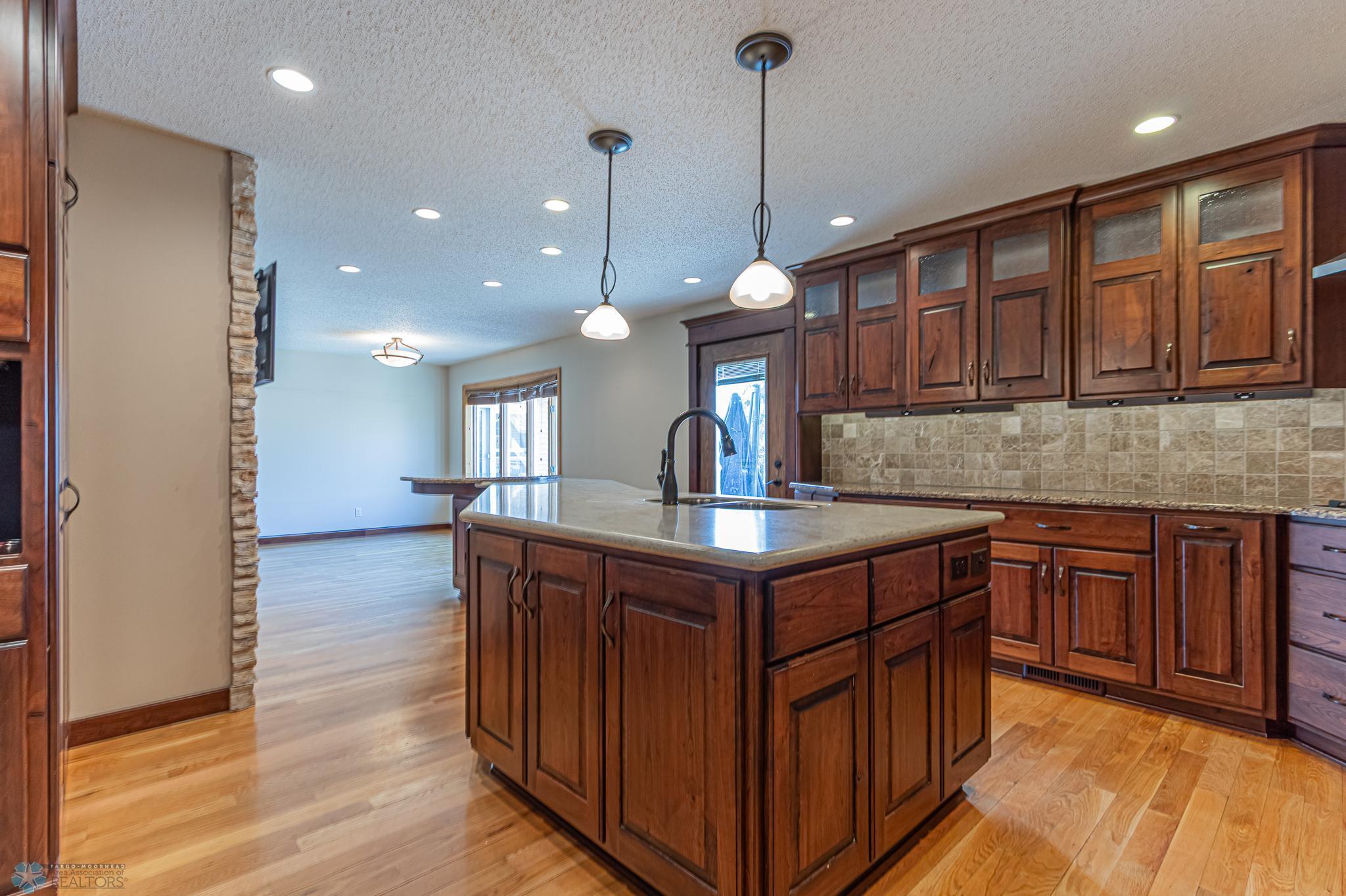 3809 Kensington Dr
West Fargo, ND,-27.jpg