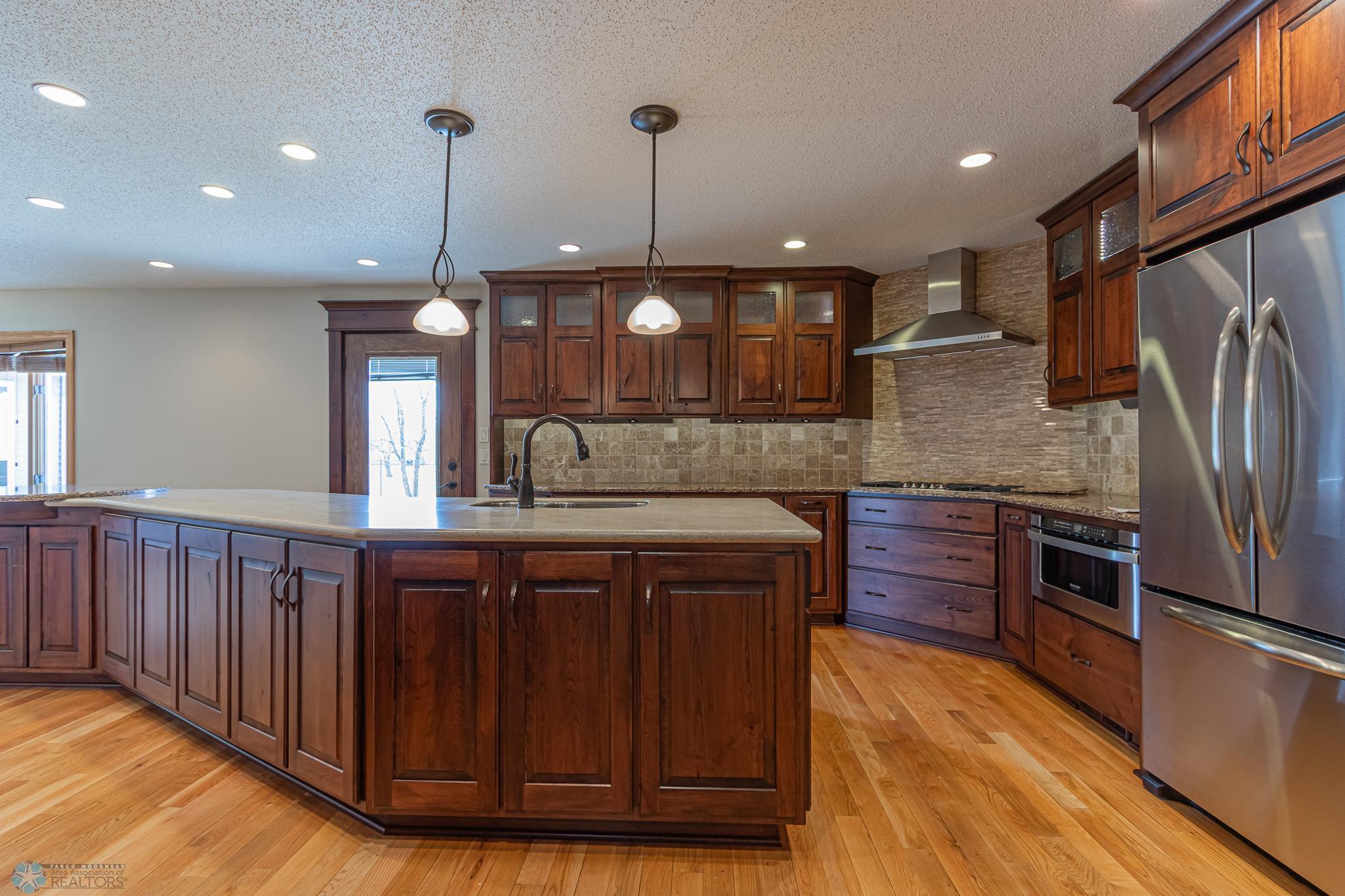 3809 Kensington Dr
West Fargo, ND,-26.jpg