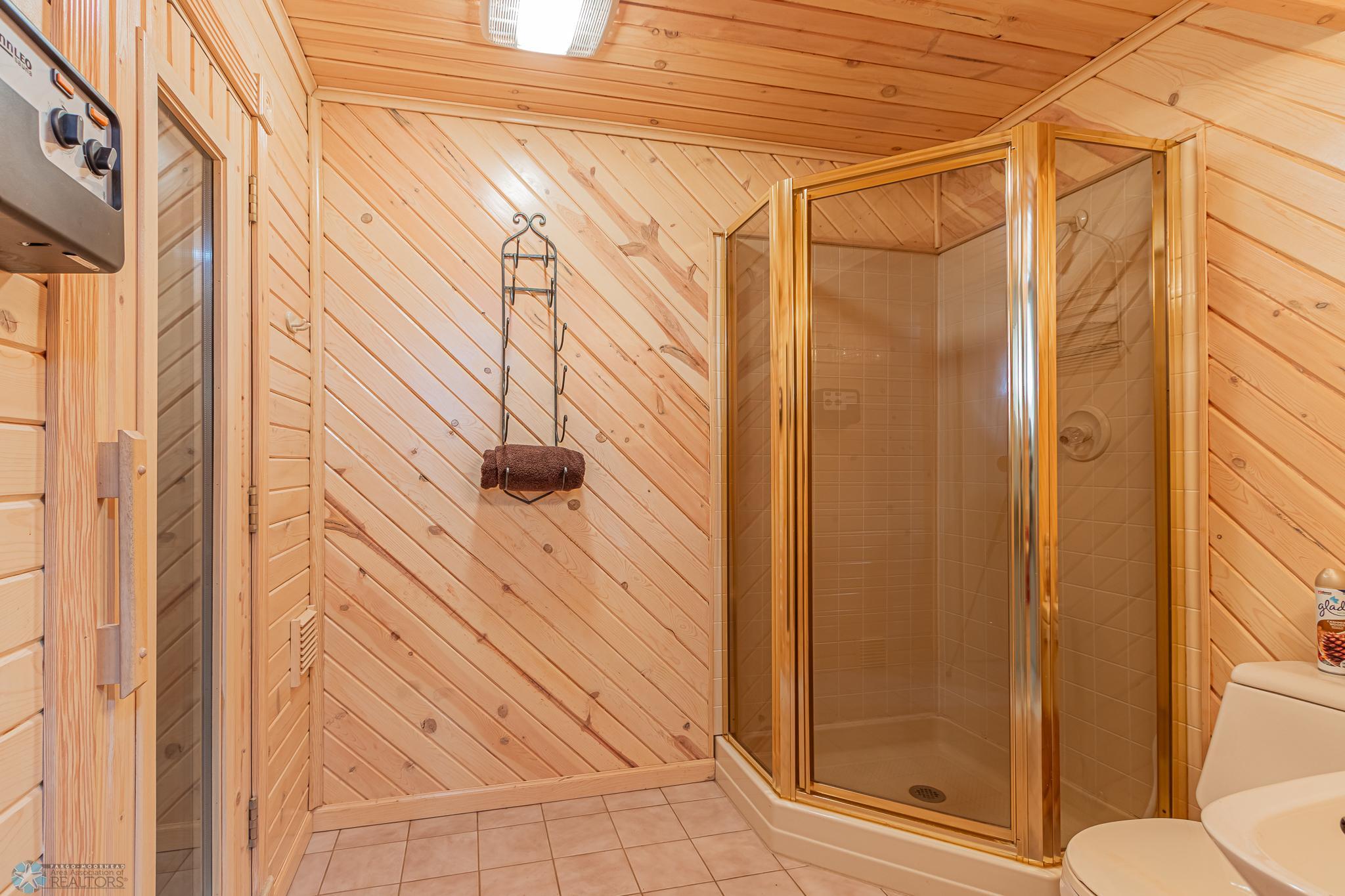 3809 Kensington Dr
West Fargo, ND,-57.jpg